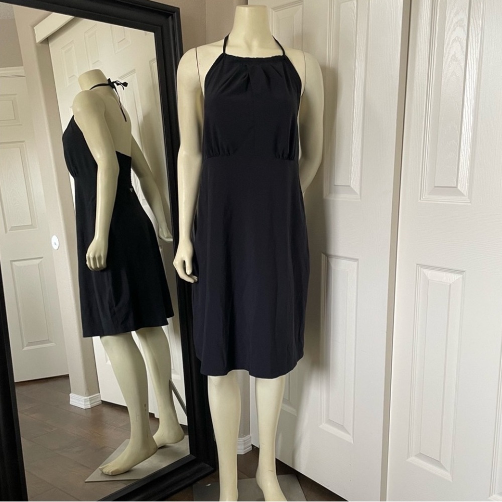 Columbia Black Armadale™ || Midi Dress - Picture 6 of 9